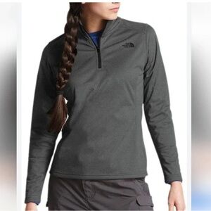 The North Face Tech Glacier 1/4 Zip Pullover Womens Gray Medium